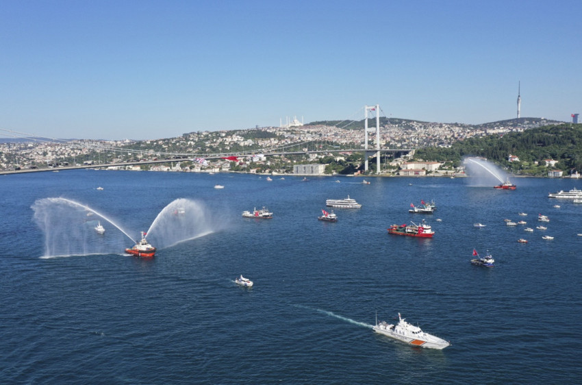 İstanbul Boğazı'nda 253 gemiyle