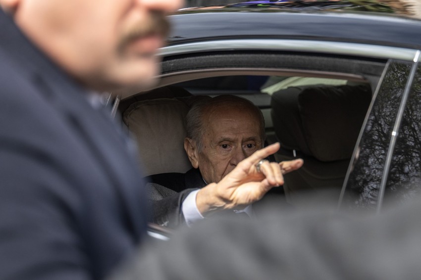MHP lideri Devlet Bahçeli'den 65 gün sonra ilk görüntü! Türkeş'in mezarını ziyaret etti, MHP Genel Merkezi'nde mesaiye başladı - Resim : 5