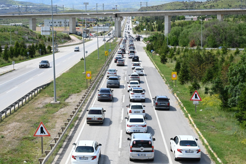 'Kilit Kavşak'taki bayram yoğunluğunun bilançosu açıklandı - Resim : 4