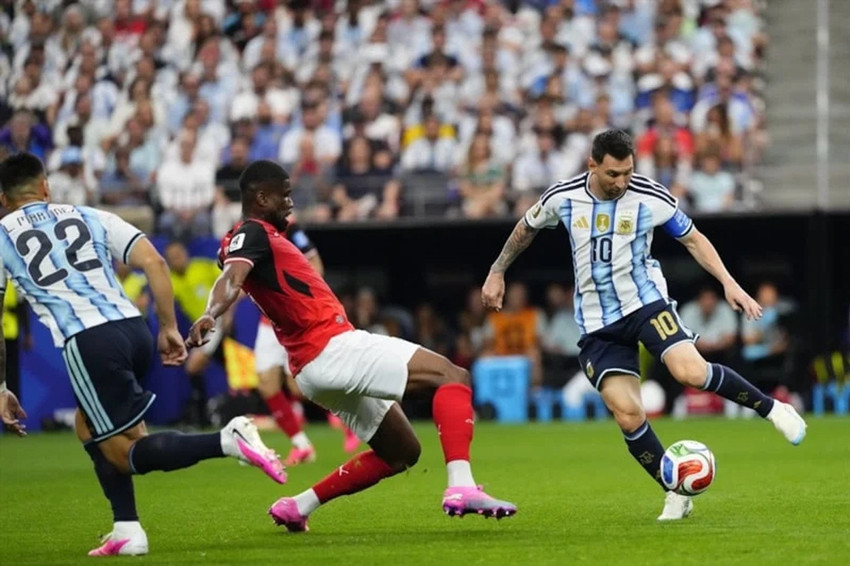 Messi Dünya Kupası'nda tarih yazdı! Arjantin son 32'de! - Resim : 6