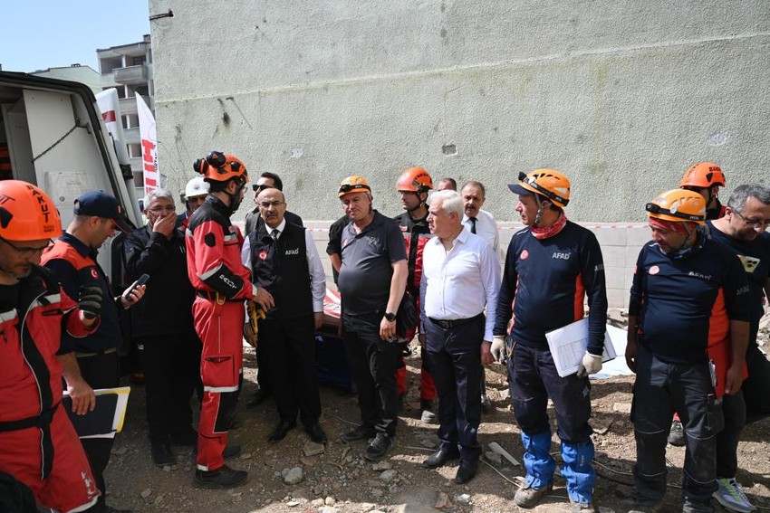 6,7'lik deprem tatbikatı! 5 ili kapsıyor, 24 saat sürecek! "Bu büyüklükteki bir depremde olursa o ilde 1048 kişi hayatını kaybedebilir" - Resim : 1