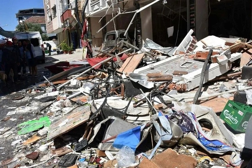 24 yaşındaki Dilek, Torbalı'daki patlama hayatını kaybetmişti! Acılı annesinin sözleri yürekleri dağladı: "Ölüm peşini bırakmadı!" - Resim : 2