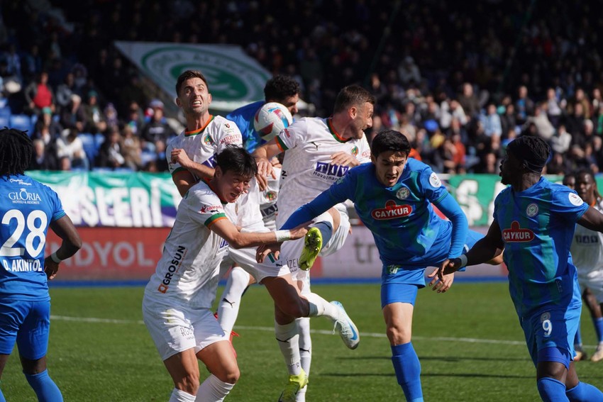 Çaykur Rizepor, Alanyaspor’u yıldızlarıyla geçti! - Resim : 3