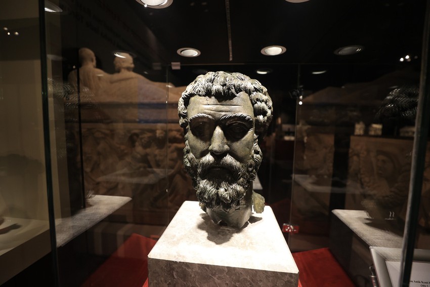 Kaçırılan eserler yurda dönüyor! Bakan Ersoy açıkladı: Septimius Severus’un başı heykeli anavatanında! - Resim : 4