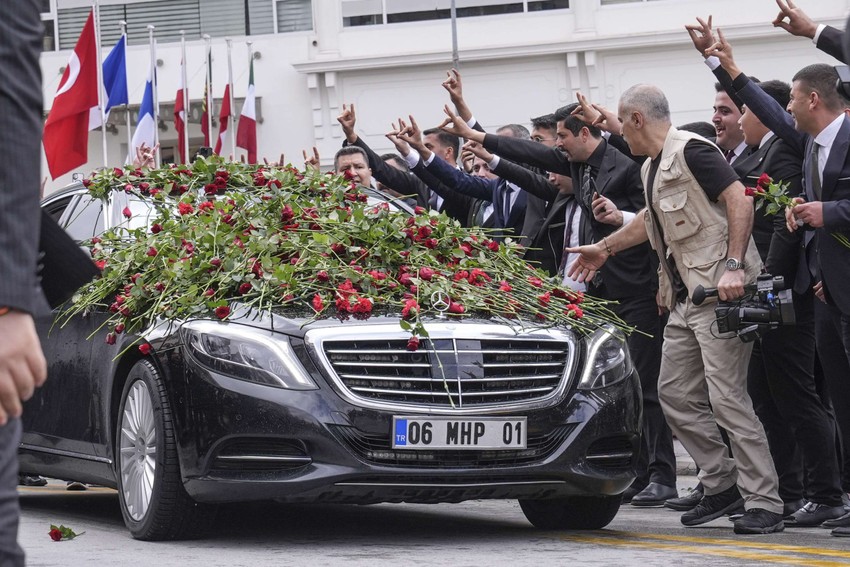 MHP lideri Devlet Bahçeli'den 65 gün sonra ilk görüntü! Türkeş'in mezarını ziyaret etti, MHP Genel Merkezi'nde mesaiye başladı - Resim : 14