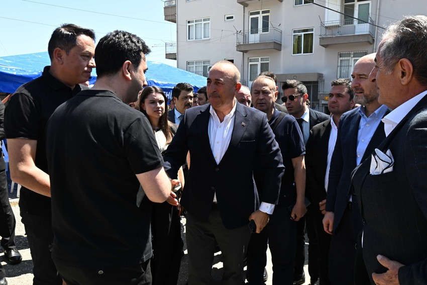 Mevlüt Çavuşoğlu'nun acı günü! Osman Çavuşoğlu son yolculuğuna uğurlandı - Resim : 4