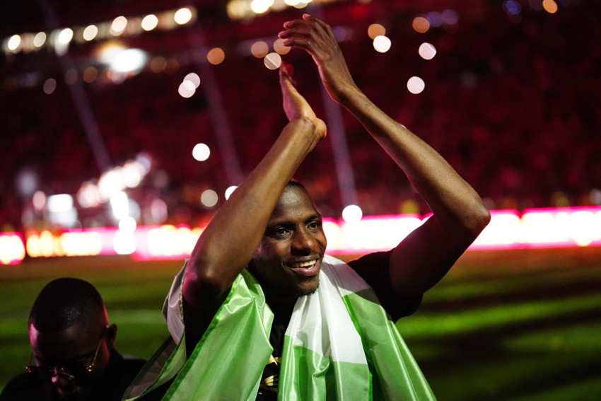 Galatasaraylı futbolculardan coşkulu şampiyonluk kutlaması - Resim : 19