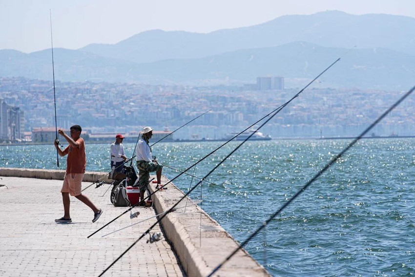 İzmir'de "fön" kabusu: Çok sayıda kişi acil servise koştu - Resim : 1