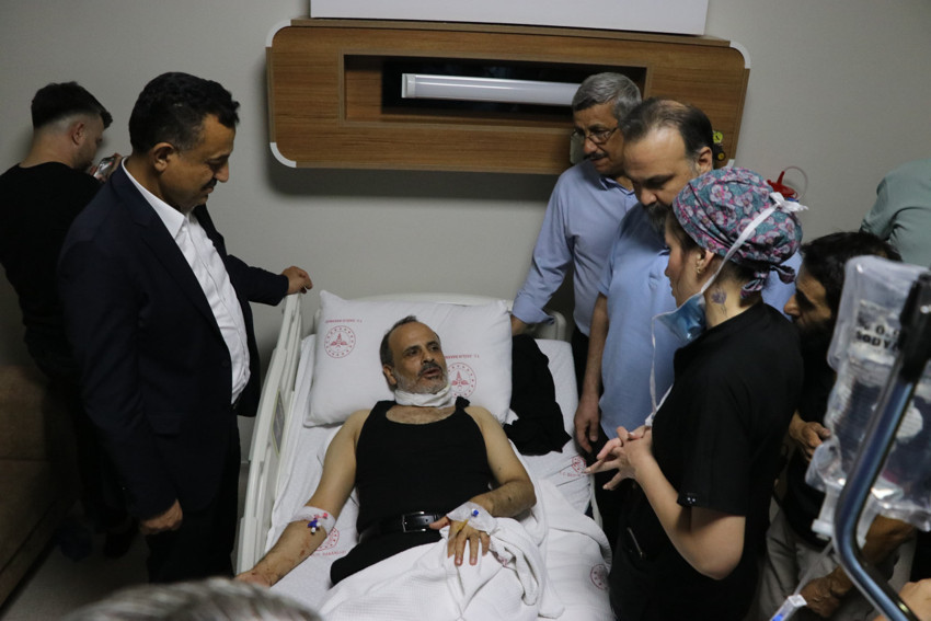 Acil serviste dehşet saçtı! Doktor ve güvenlik görevlisine bıçaklı saldırı - Resim : 4