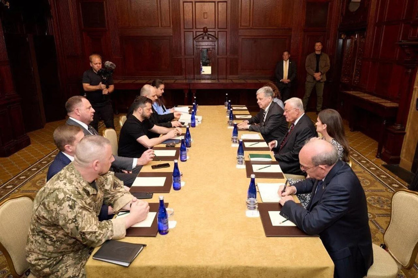 ABD'de tarihi zirve! Trump ve Zelenski'den dünyaya net mesaj - Resim : 8