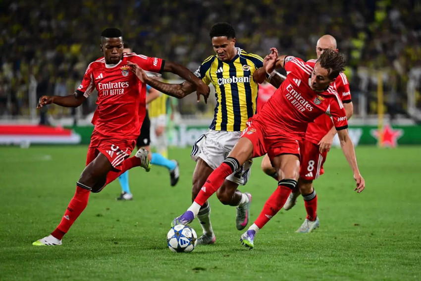 Kadıköy'de sessiz gece! Fenerbahçe turu zora soktu - Resim : 1