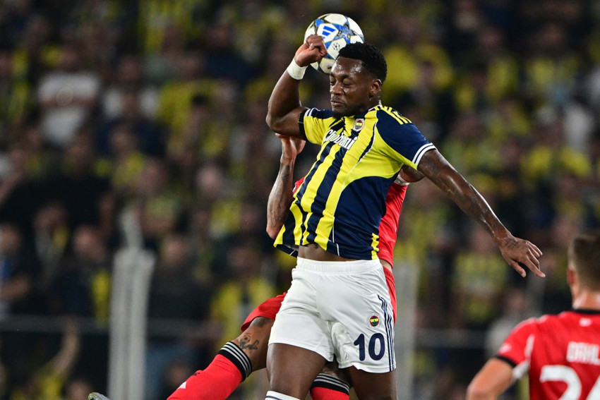 Fenerbahçe, Benfica maçından sakatlıklarla çıktı! İki transferden kötü haber! - Resim : 2