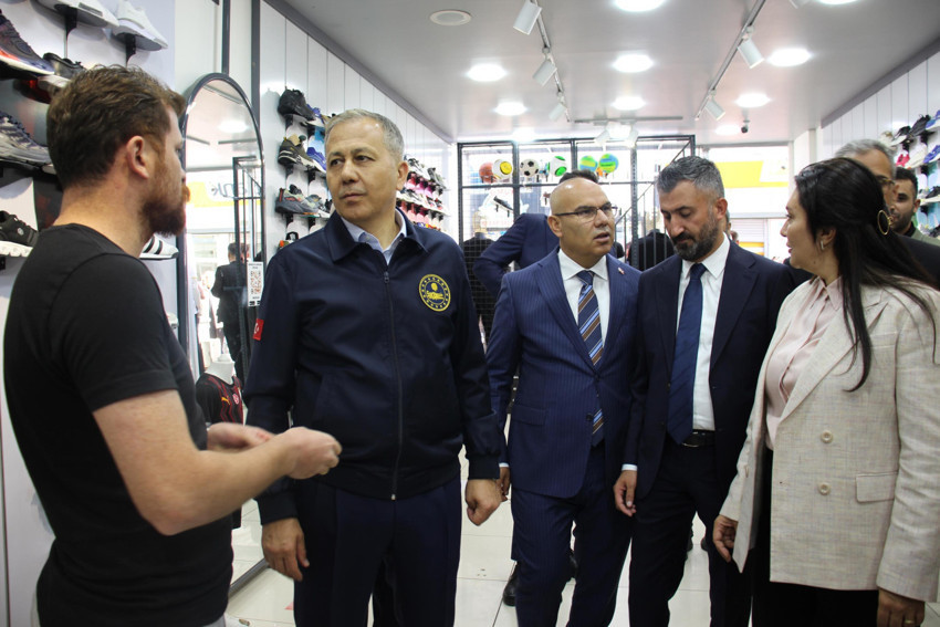 Bakan Yerlikaya'dan dikkat çeken açıklamalar: Ülkemizi yurt dışına şikayet eden söylemlere prim vermedik, vermeyiz - Resim : 1