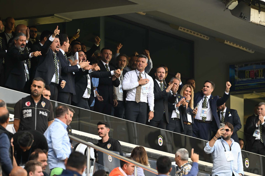 CANLI | Fenerbahçe’de olağanüstü seçimli genel kurul başladı - Resim : 5