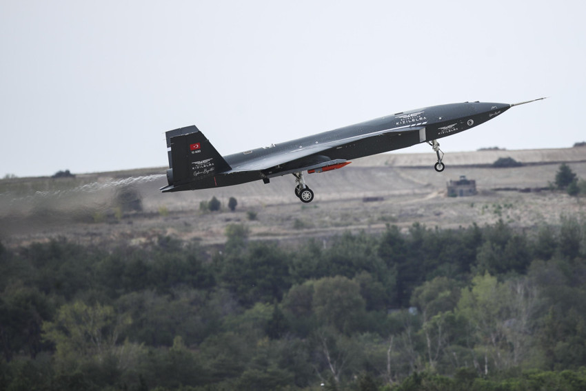 KIZILELMA'dan bir ilk! ‘‘Gökyüzünde yeni bir imza daha atıldı’’ - Resim : 2