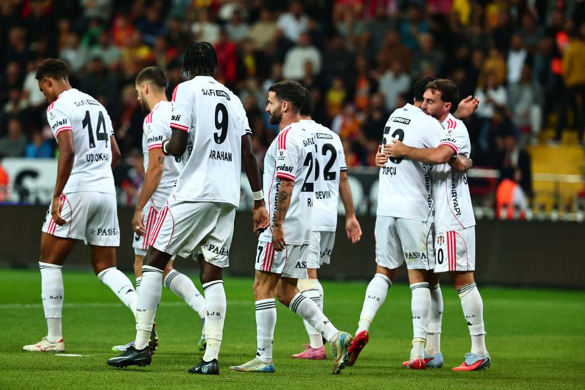 Beşiktaş, Kocaelispor’u ağırlayacak! 8 yeni transfer kadroya geri döndü! 2 isim forma giyemeyecek - Resim : 1