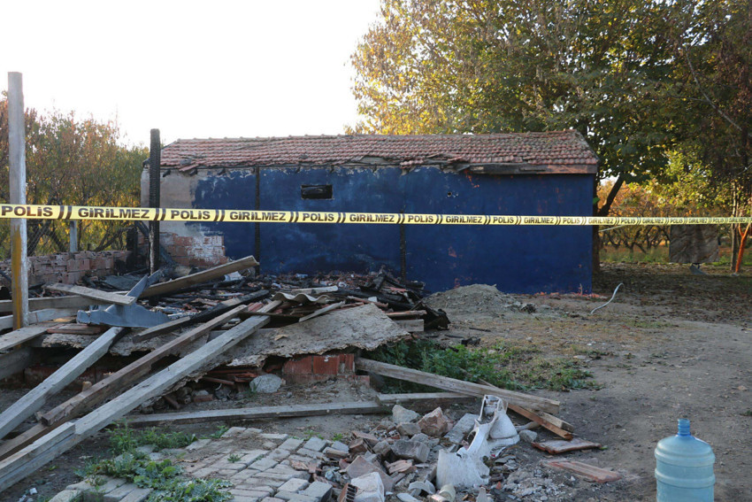 5 çocuğu yangında öldü: O anne hakkında karar açıklandı - Resim : 1