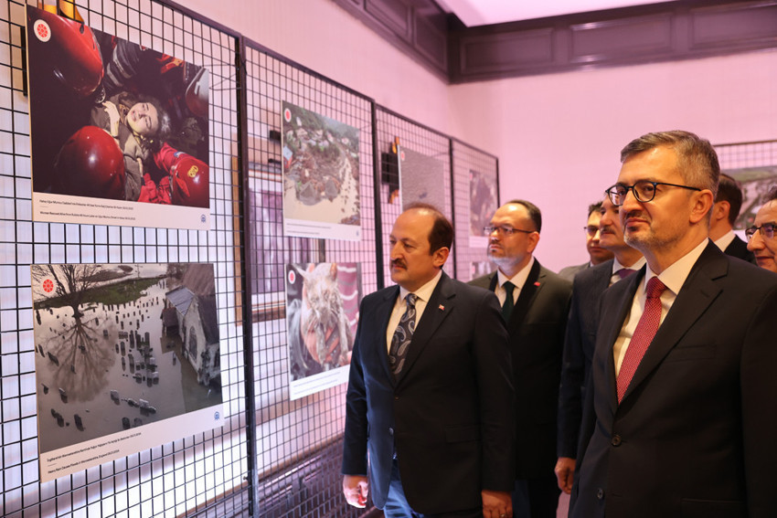 Burhanettin Duran: 5 ayda 450'ye yakın dezenformasyon tespit ettik - Resim : 2