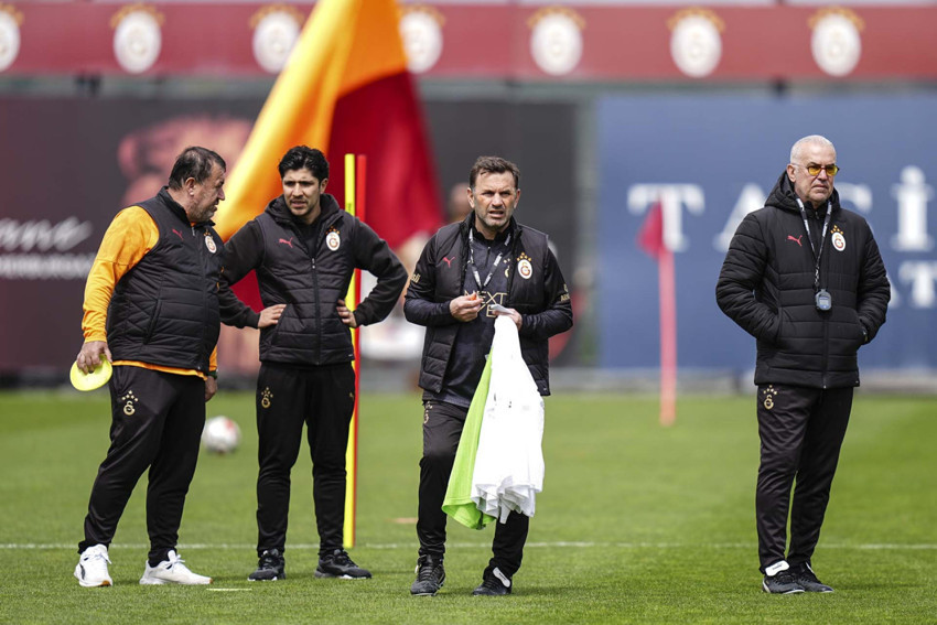 Galatasaray'da coşkulu idman! Taraftarlardan futbolculara büyük destek - Resim : 2