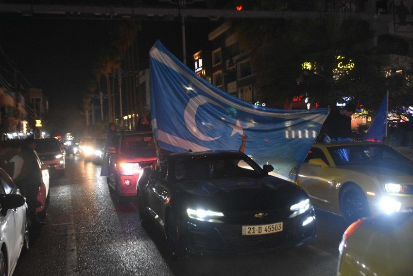 100 yıl sonra bir ilk! Kerkük'te tarihi dönem! Valilik Türkmenlere geçti! Sokaklar bayram yerine döndü - Resim : 5