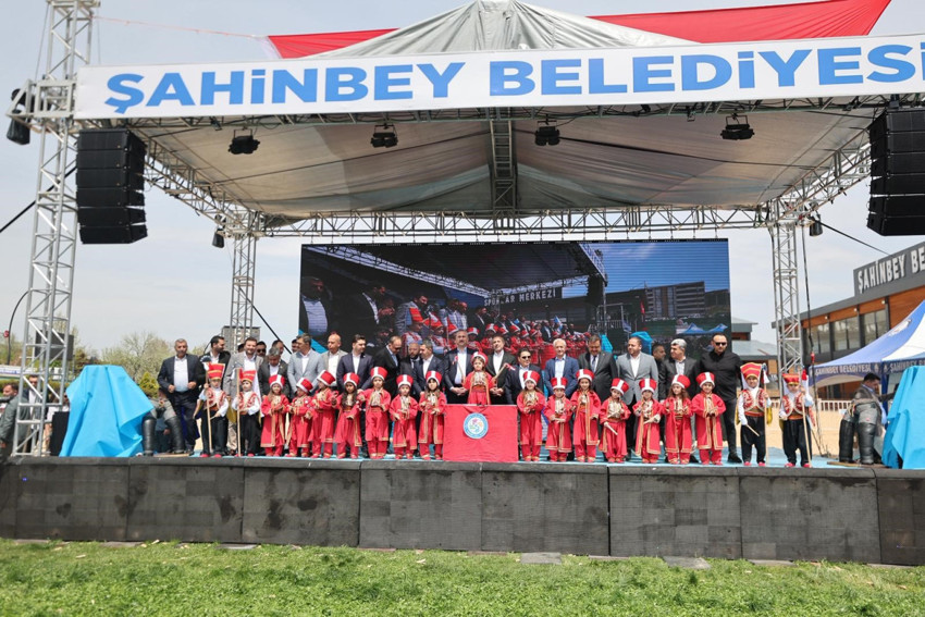 CHP isimler protesto etmişti! O çocuklar er meydanında gönülleri fethetti - Resim : 3