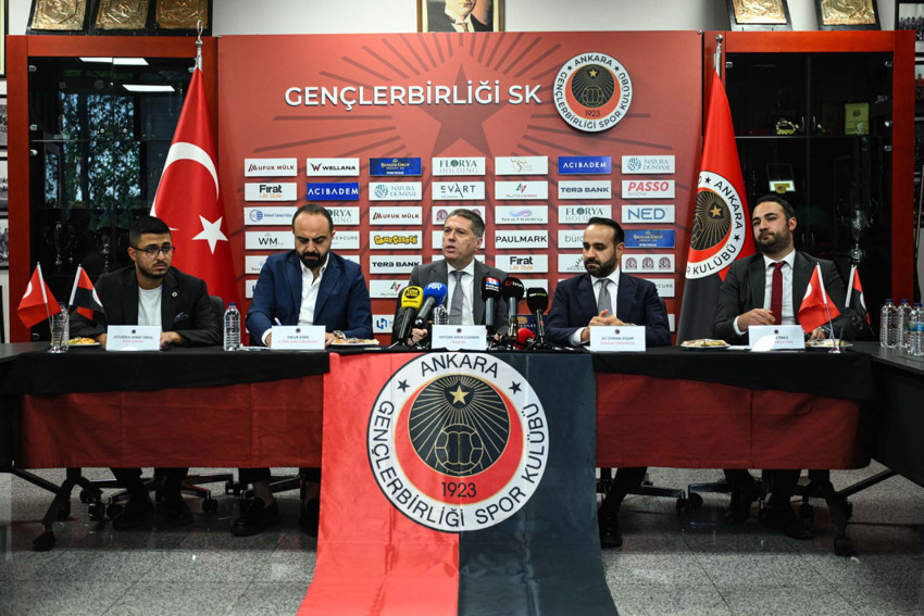Gençlerbirliği Başkanı Çakmak'tan sözleşmesini fesheden 2 futbolcuya ateş püskürdü: 