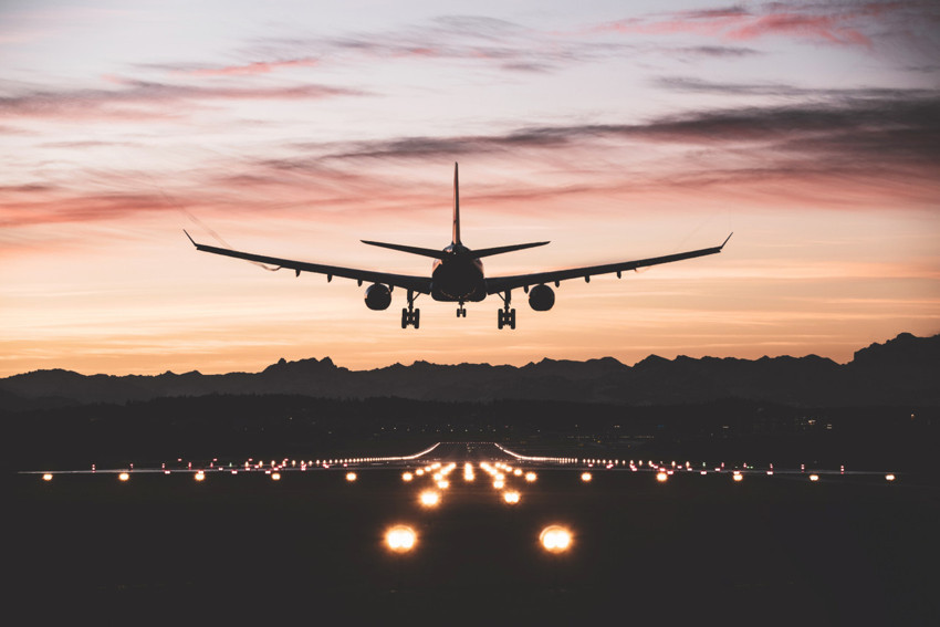 Havayolu şirketinde ehliyetsiz pilot skandalı! 17 yıl boyunca 900 uçuşa katılmış! - Resim : 1