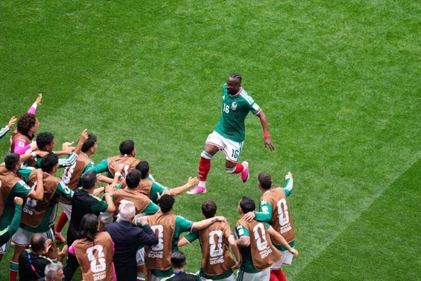 2026 Dünya Kupası'nın açılışında çılgın maç! 2 gol, 3 kırmızı kart! Meksika, Güney Afrika'yı yendi - Resim : 4