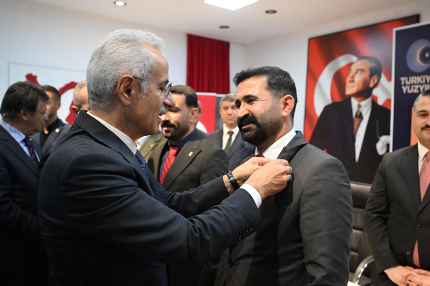 Terörün gölgesinden turizmin merkezine! 73 milyar TL'lik dev yatırım! Bakan Uraloğlu Hakkari'nin kaderini değiştiren dönüşümü anlattı! - Resim : 4