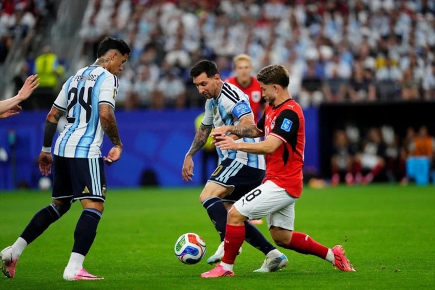 Messi Dünya Kupası'nda tarih yazdı! Arjantin son 32'de! - Resim : 7