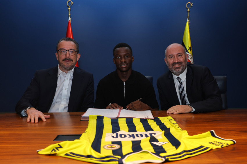 5 yıllık sözleşme! Fenerbahçe 2.transferini resmen açıkladı! - Resim : 1
