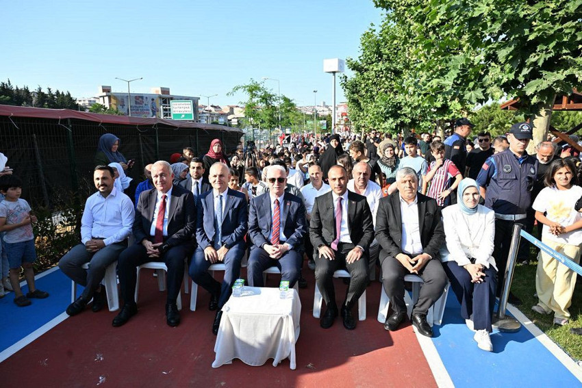 Gaziosmanpaşa’ya “Dünya Kupası” temalı dev park! 5 dönümlük yeni yaşam alanı açıldı - Resim : 4