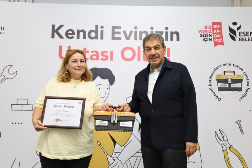 Esenler’de 70 kursiyer kendi evinin ustası oldu! Başkan Göksu: Vatandaşlarımıza yeni beceriler kazandırıyoruz - Resim : 1
