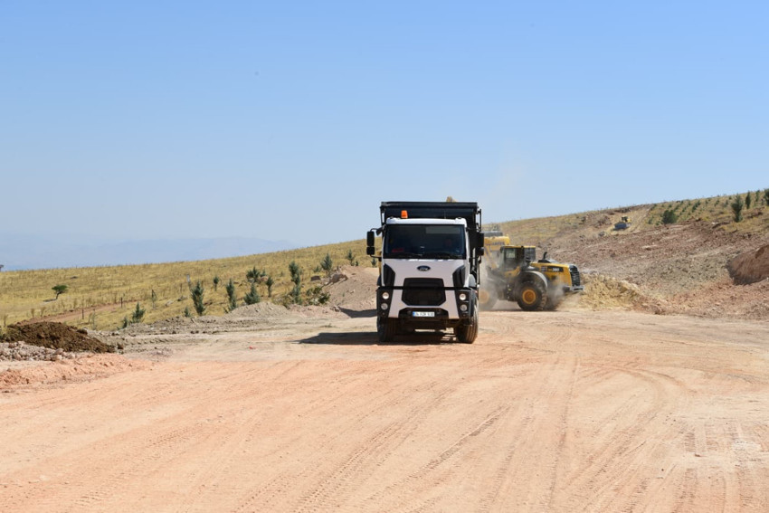 Malatya’nın ulaşımına dev yatırım! Başkan Er: Kuşak Yollarının İkinci Etaplarını 2027’de Tamamlamayı Hedefliyoruz - Resim : 2