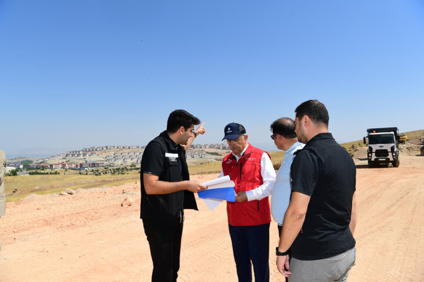 Malatya’nın ulaşımına dev yatırım! Başkan Er: Kuşak Yollarının İkinci Etaplarını 2027’de Tamamlamayı Hedefliyoruz - Resim : 1
