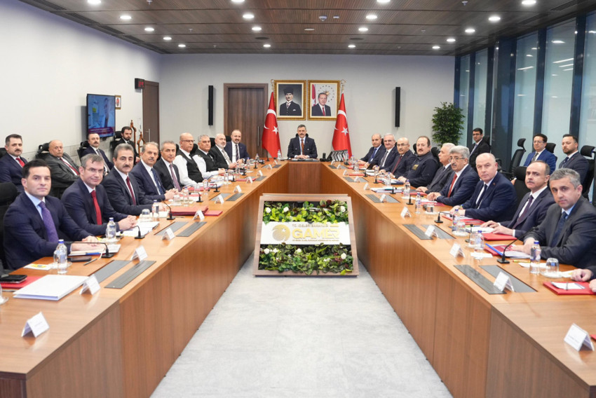 Bakan Çiftçi, birim amirleriyle bir araya geldi - Resim : 2