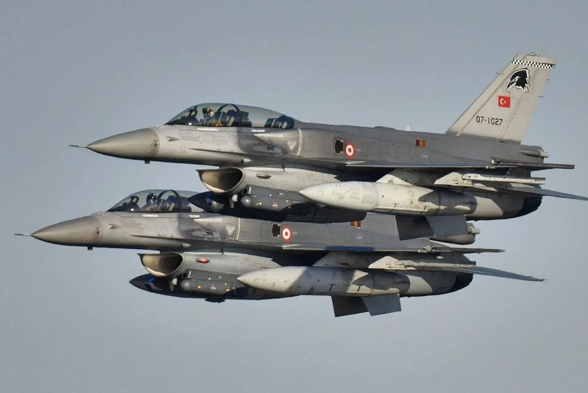 Türk F-16'ları devrede! O ükeyle ortak operasyon! Sınır ötesinde teröristlere ağır darbe - Resim : 1