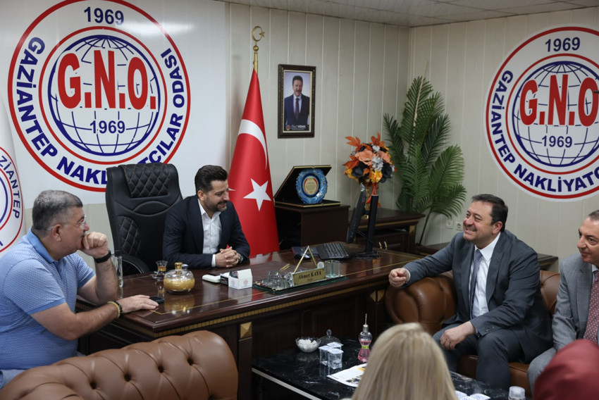 AK Parti Gaziantep teşkilatından esnaf ve STK’lara ziyaret! Fedaioğlu: Ortak akılla çözüm üretmeye devam edeceğiz - Resim : 2
