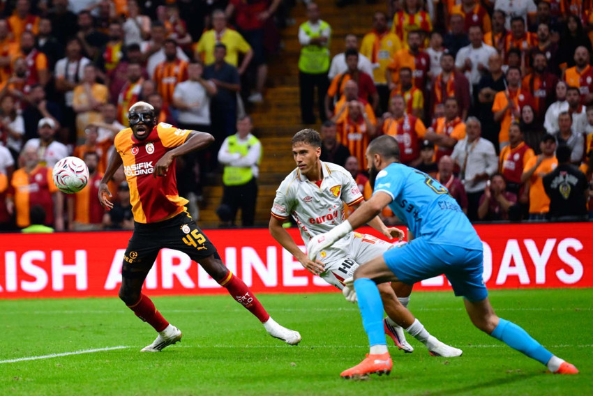 Ali Sami Yen'de gol düellosu! Galatasaray, Göztepe’yi geriden gelip devirdi! Osimhen damga vurdu - Resim : 1