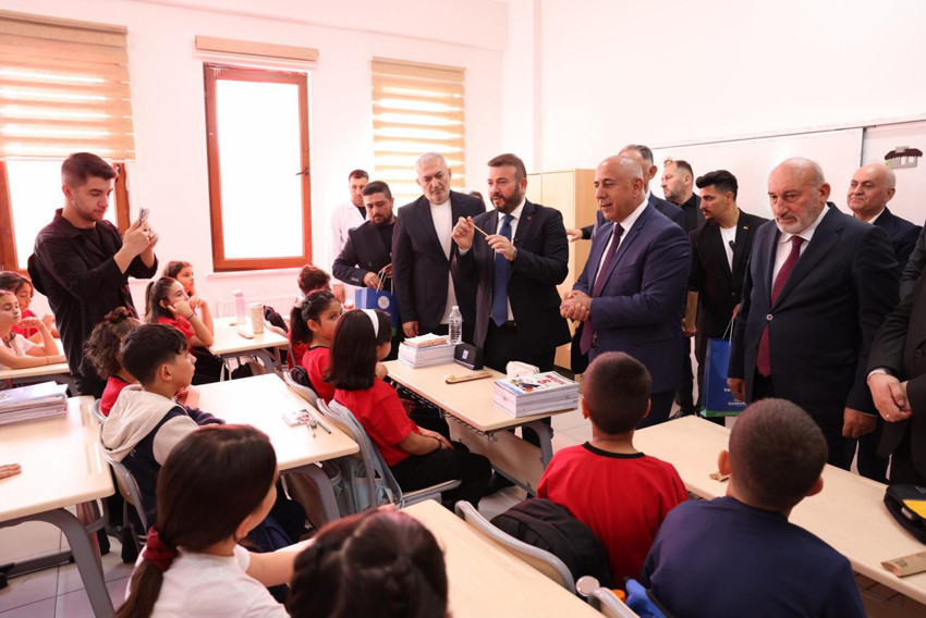 Arnavutk&ouml;y&rsquo;de eğitim hamlesi! Başkan Candaroğlu a&ccedil;ıkladı: 4 yılda 40 yeni okul - Resim : 2