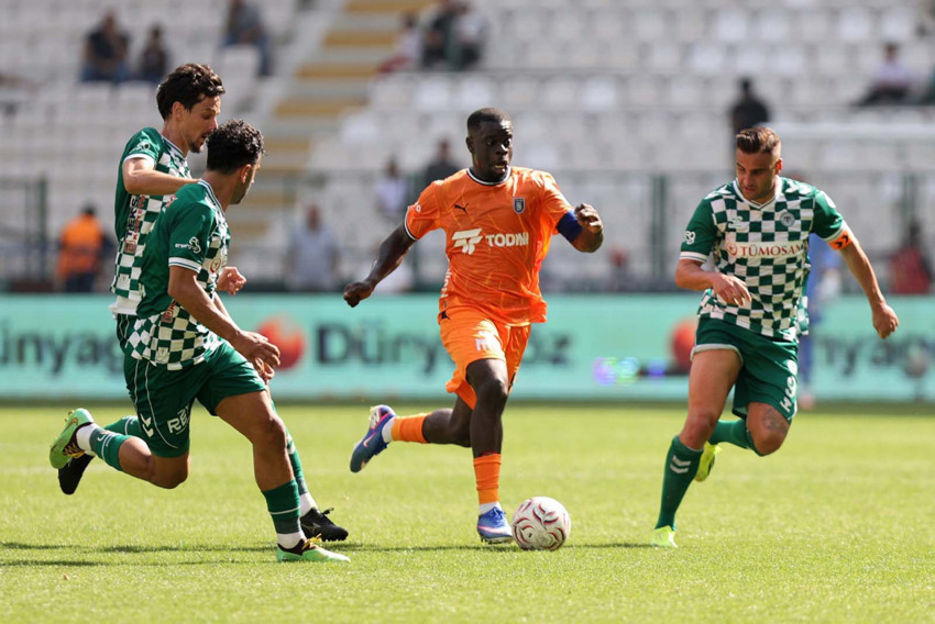 Konyaspor- Başakşehir maçında kazanan çıkmadı! Puanlar paylaşıldı - Resim : 1