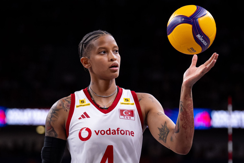 Filenin Sultanları, VNL'nin ikinci haftasında 4'te 4 yaptı - Resim : 3