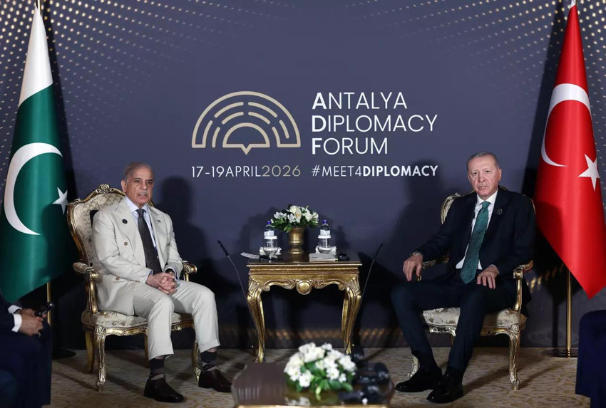 Cumhurbaşkanı Erdoğan'dan Antalya'da diplomasi trafiği! - Resim : 1