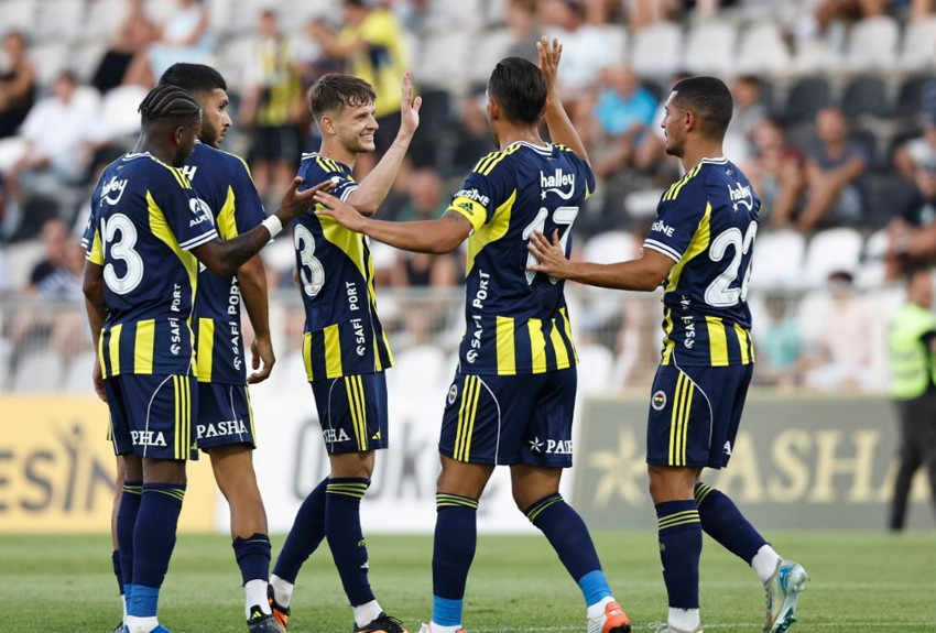 Fenerbahçe'de kampa sadece 2 transfer yetişti. Ortalık ayağa kalktı - Resim : 1