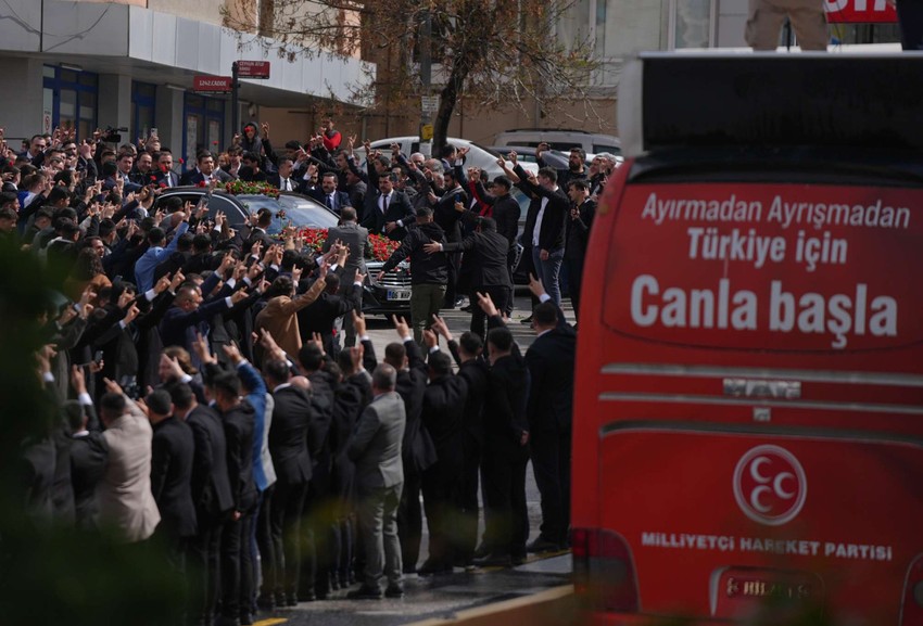 MHP lideri Devlet Bahçeli'den 65 gün sonra ilk görüntü! Türkeş'in mezarını ziyaret etti, MHP Genel Merkezi'nde mesaiye başladı - Resim : 19