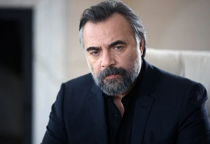 Ünlülere uyuşturucu operasyonu: Oktay Kaynarca ve Emel Müftüoğlu gözaltına alındı! - Resim : 1