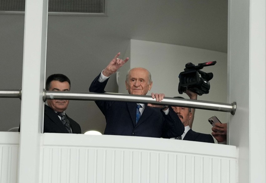 MHP lideri Devlet Bahçeli'den 65 gün sonra ilk görüntü! Türkeş'in mezarını ziyaret etti, MHP Genel Merkezi'nde mesaiye başladı - Resim : 10