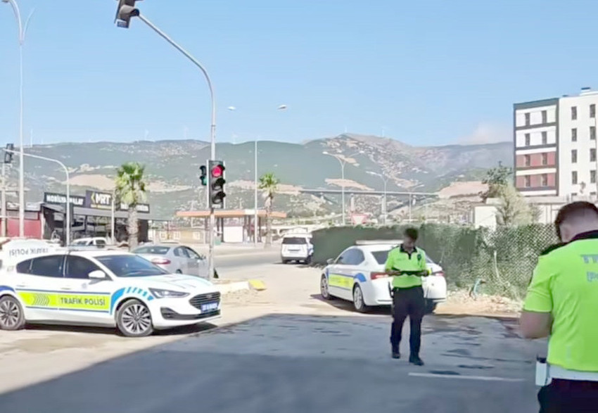 Gaziantep’te feci çarpışma: Çok sayıda yaralı! - Resim : 2