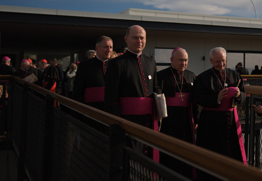 Dünyanın gözü bu ziyaretteydi! Papa 14. Leo tarihi bazilikada ayine katıldı - Resim : 5