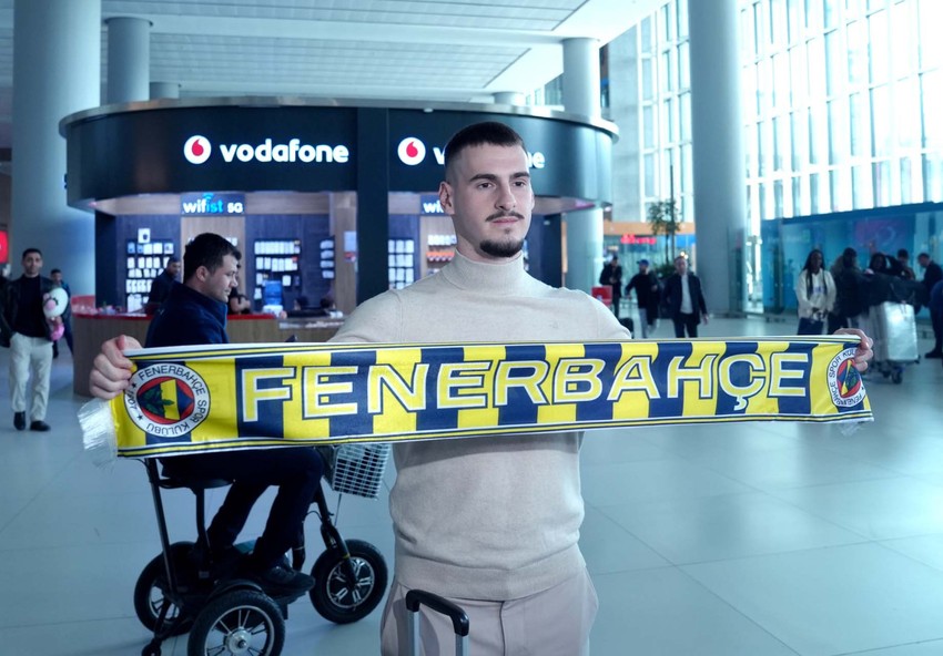 Fenerbahçe’nin yeni transferi Mimovic İstanbul’a geldi - Resim : 1